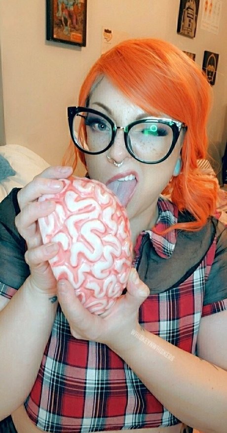 whiskeynwhiskersfree onlyfans xx