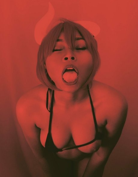 artemisjpeg onlyfans free content