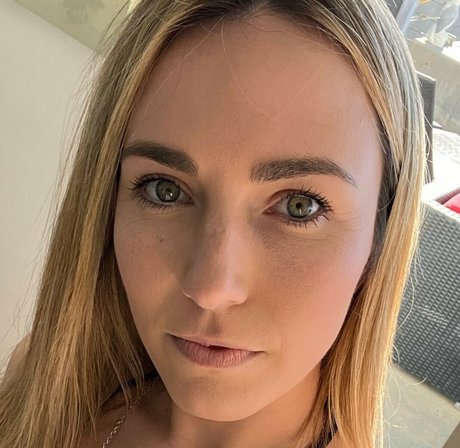 Lauren Roy nude onlyfans