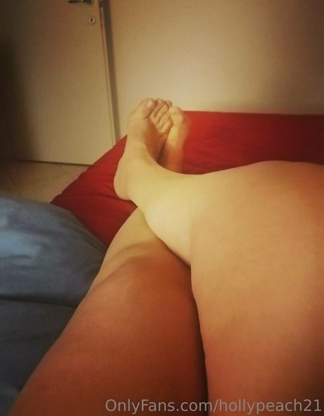 hollypeach21 onlyfans fuck