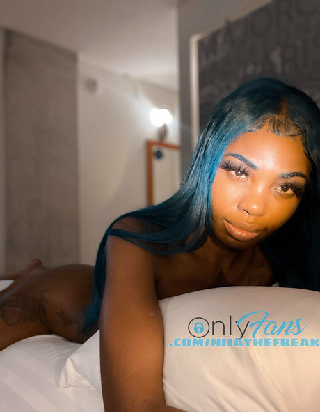 niiathefreak onlyfans nude photos