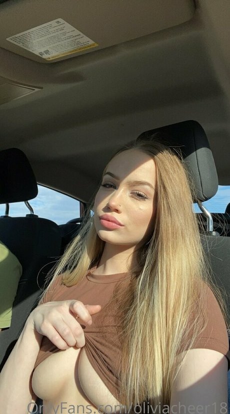 oliviacheer18 onlyfans leaks free