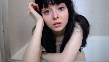 ohthumbelina onlyfans porn leaked