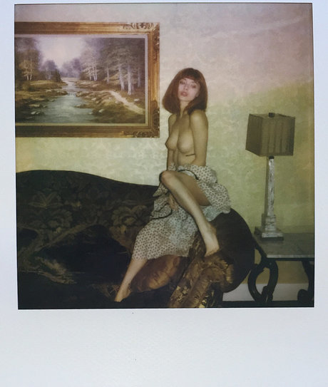 ohthumbelina naked onlyfans pics