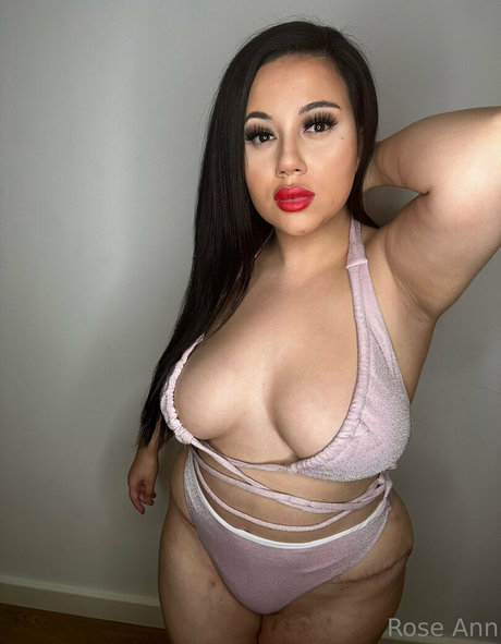 roseann330 onlyfans pics leaked