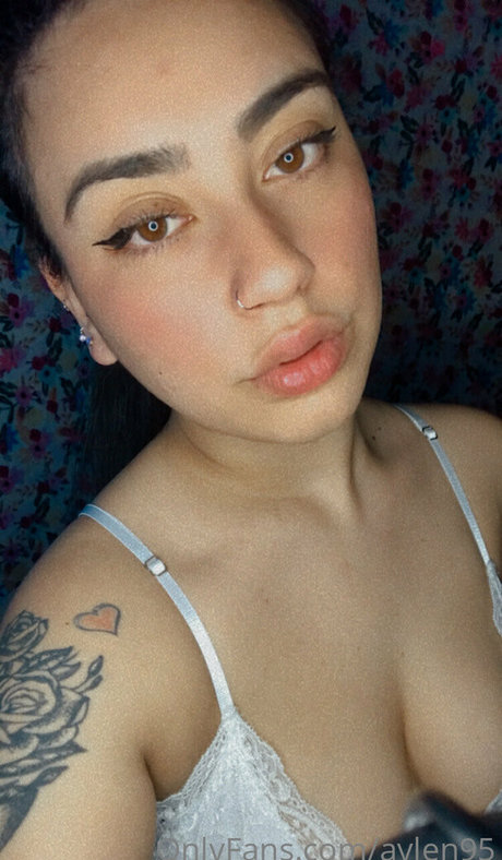 aylen95 onlyfans content type