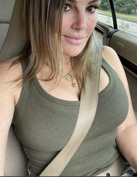 Dysmorphia wb xxx only fans