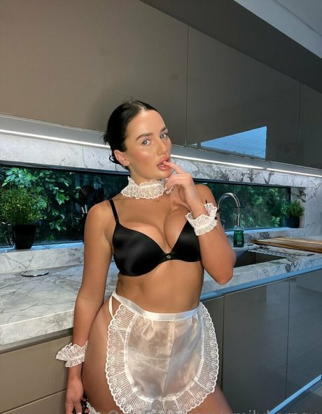 Emiemilykernsx naked onlyfans pics