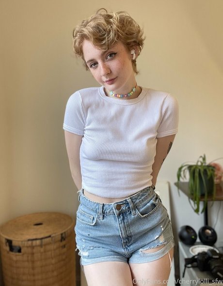 cherrylolli sfw onlyfans nudes porn