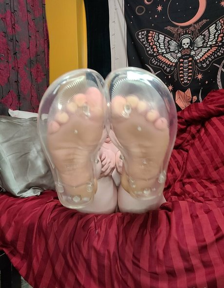 monstrouscutiefree leaked nudes onlyfans