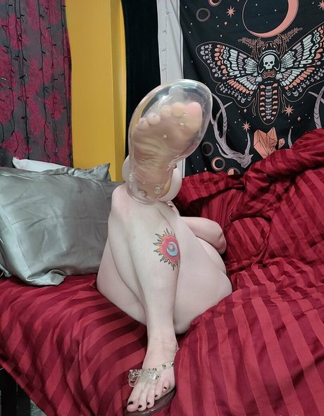 monstrouscutiefree onlyfans nudes porn