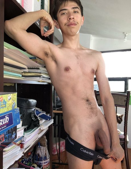 brunosaints_ onlyfans posts