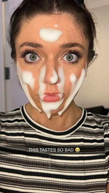 Tabitha Swatosh nude leaked onlyfans