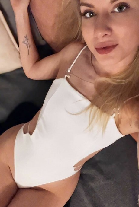 Irawhatsmyname24 onlyfans leaked sex