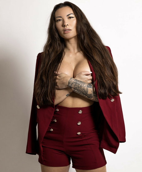 iris est2020 onlyfans nudes porn