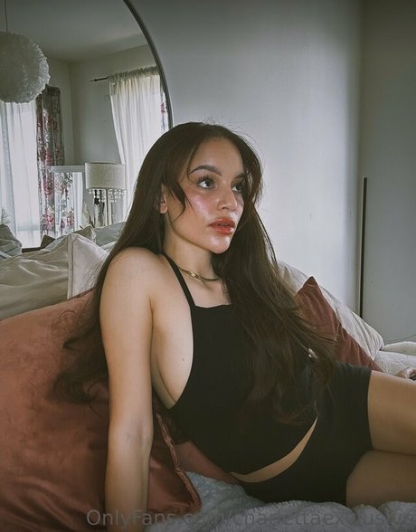 Charletta ASMR leak only fans