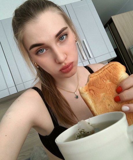 Girl Valerie leaked onlyfans sextape