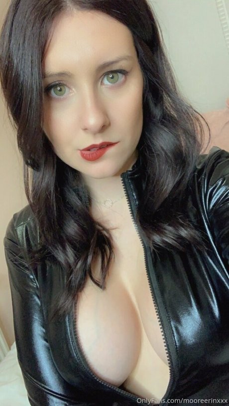 mooreerinxxx onlyfans leaked tits