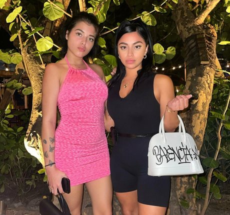 ashsprivate pics onlyfans