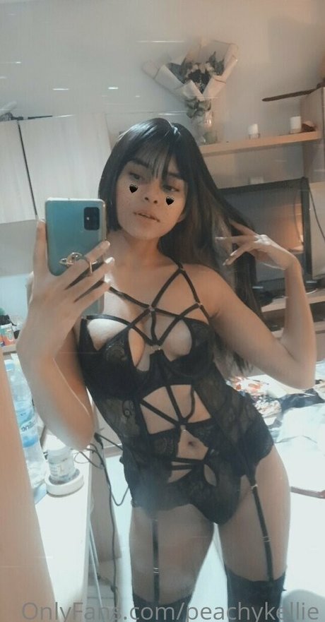peachykellie onlyfans leak sex
