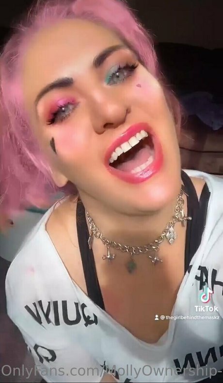 mollyperkoset onlyfans leajs