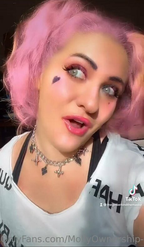 mollyperkoset leaked onlyfans pictures