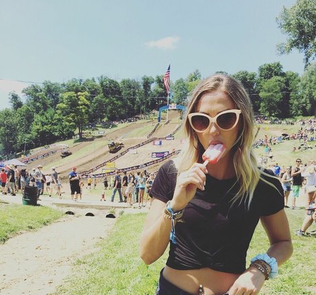 Jakki Farmer sexy onlyfans