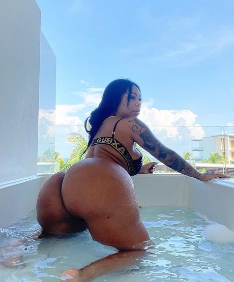 Valentina Ferraz porn onlyfans leak