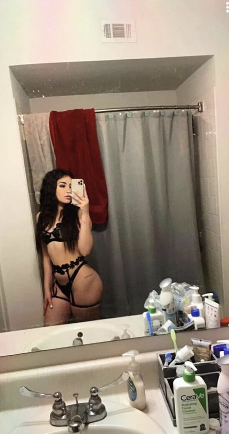 Sarah Urby onlyfans nude leaked