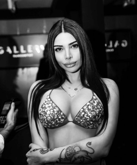 foreignbabie onlyfans naked leak