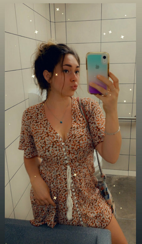 erinashfordofficial naked onlyfans leaked