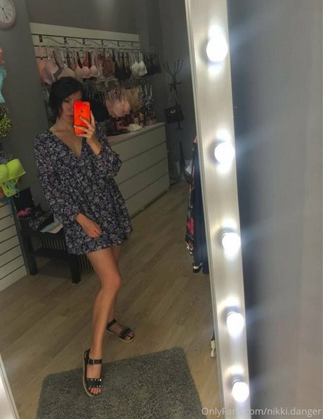 Nikki Danger only fans pic