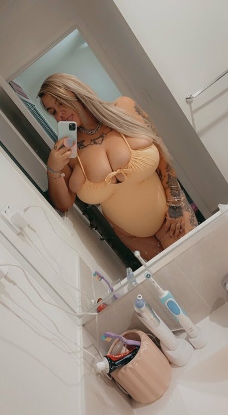 Heymikkimoo onlyfans nude leaks