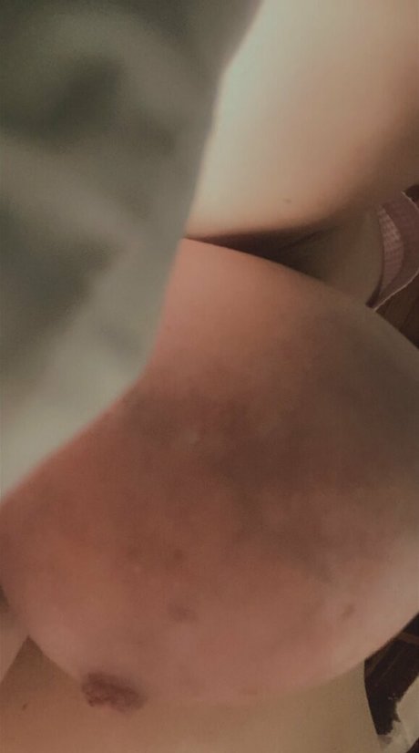 aliceinboobieland onlyfans naked