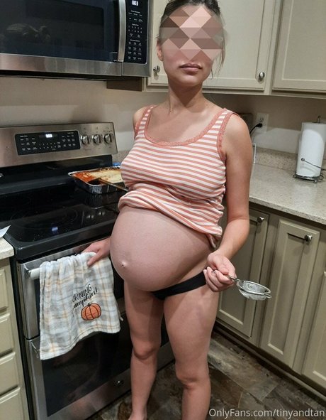 Tiny And Tan new onlyfans leaks