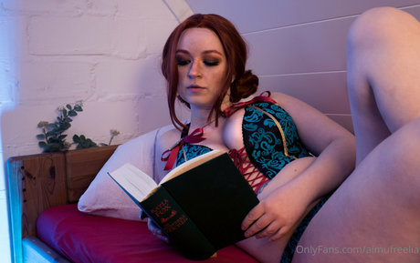 aimufreelia onlyfans topless