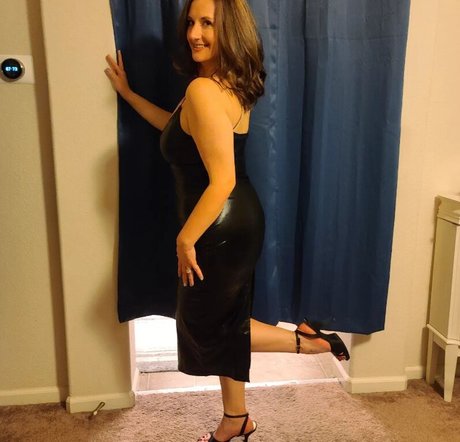 Mrs Bella Curves onlyfans pics