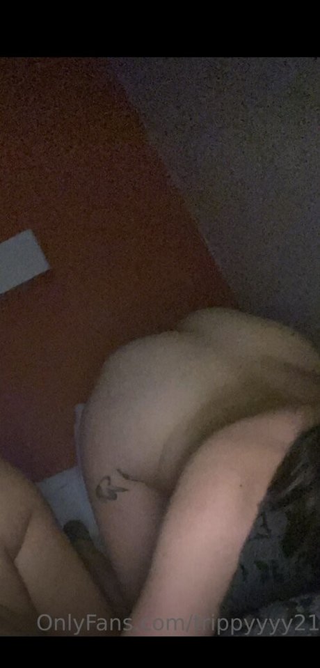 trippyyyy21 onlyfans nude tits