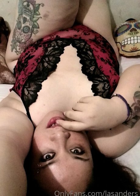 lasanders onlyfans leaked tits