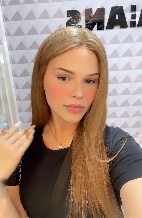 Maia Feel onlyfans leak nudes