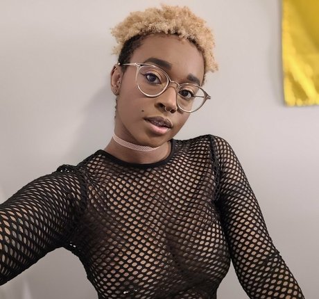 deedeebee96 onlyfans