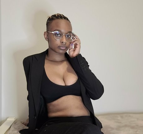 deedeebee96 onlyfans content type