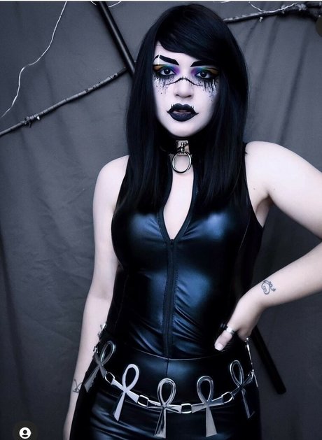 Nightmarekittykat onlyfans leaks.