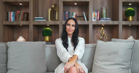 junk in the trunk onlyfans model photo