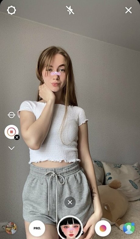 young goddess onlyfans content type