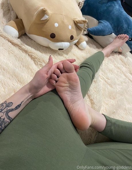 young goddess onlyfans sextape