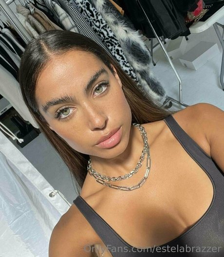 estelabrazzer onlyfans gratis