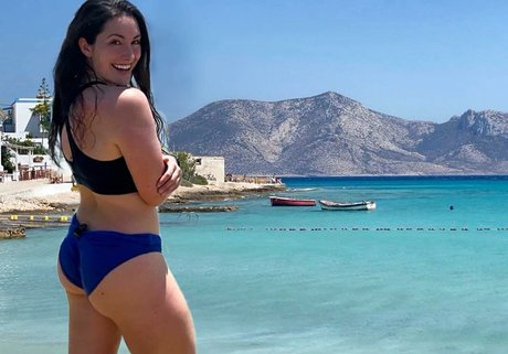 Nikki Delventhal onlyfans exposed