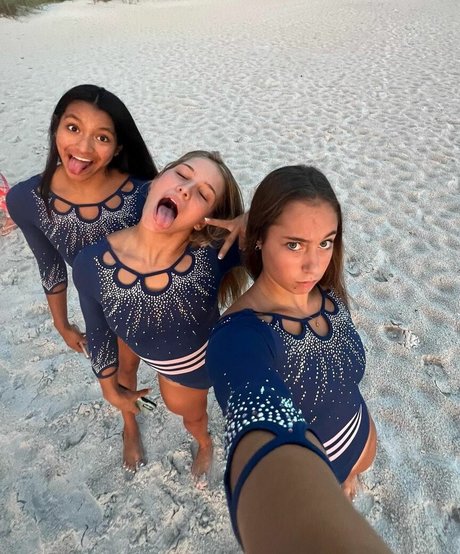 Isabella DuCharme leaks only fans