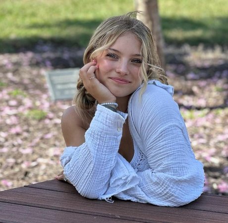 Isabella DuCharme only fans leaks porn